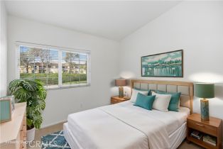 Condominium, 140 Almador, Irvine, CA 92614 - 24