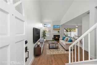 Condominium, 140 Almador, Irvine, CA 92614 - 3