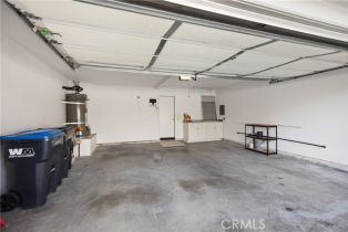 Condominium, 140 Almador, Irvine, CA 92614 - 33