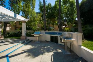 Condominium, 140 Almador, Irvine, CA 92614 - 38