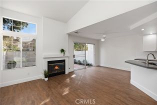 Condominium, 140 Almador, Irvine, CA 92614 - 6