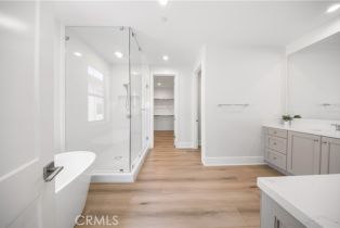 Single Family Residence, 63 Longchamp, Irvine, CA 92602 - 44