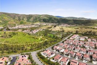 Single Family Residence, 63 Longchamp, Irvine, CA 92602 - 64