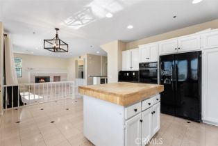 Single Family Residence, 25965 Cedarbluff Terrace, Laguna Hills, CA 92653 - 13