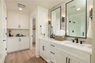 Condominium, 414 Main st, Huntington Beach, CA 92648 - 11