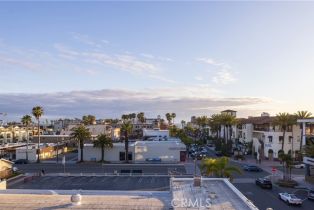 Condominium, 414 Main st, Huntington Beach, CA 92648 - 17