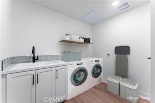 Condominium, 414 Main st, Huntington Beach, CA 92648 - 32