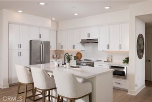 Condominium, 414 Main st, Huntington Beach, CA 92648 - 5