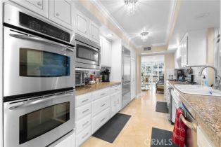 Single Family Residence, 16712 Baruna ln, Huntington Beach, CA 92649 - 11