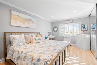 Single Family Residence, 16712 Baruna ln, Huntington Beach, CA 92649 - 17