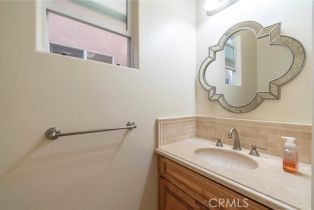 Single Family Residence, 317 2nd st, Huntington Beach, CA 92648 - 13