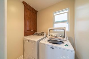 Single Family Residence, 317 2nd st, Huntington Beach, CA 92648 - 14