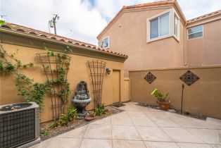 Single Family Residence, 317 2nd st, Huntington Beach, CA 92648 - 32