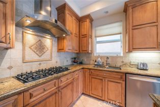 Single Family Residence, 317 2nd st, Huntington Beach, CA 92648 - 8