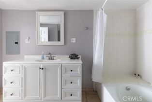 Single Family Residence, 1113 Balboa blvd, Newport Beach, CA 92661 - 45