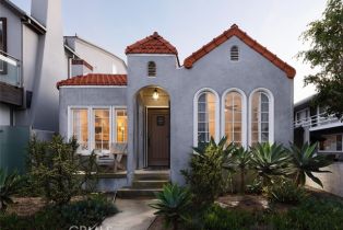 Single Family Residence, 1113  W Balboa BLVD, Newport Beach, CA  Newport Beach, CA 92661