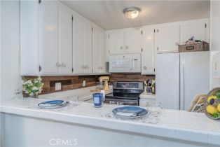 Condominium, 4900 Chapman ave, Orange, CA 92869 - 14