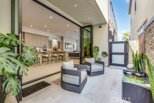 Single Family Residence, 207 1st, Seal Beach, CA 90740 - 8
