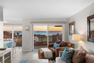 Condominium, 250 Avenida Lobeiro, San Clemente, CA 92672 - 5