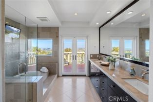 Condominium, 31 Saint Tropez, Newport Beach, CA 92660 - 21