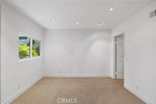 Condominium, 31 Saint Tropez, Newport Beach, CA 92660 - 37