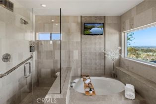 Condominium, 31 Saint Tropez, Newport Beach, CA 92660 - 48