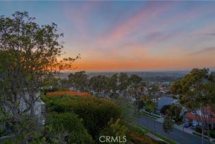 Condominium, 31 Saint Tropez, Newport Beach, CA 92660 - 5