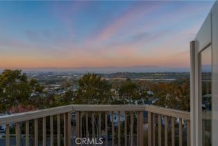 Condominium, 31 Saint Tropez, Newport Beach, CA 92660 - 6