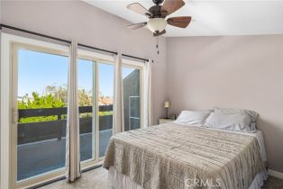 Condominium, 16877 Bluewater ln, Huntington Beach, CA 92649 - 23