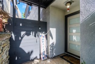 Single Family Residence, 611 Frankfort ave, Huntington Beach, CA 92648 - 5