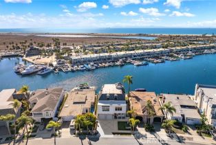 Single Family Residence, 17007 Edgewater ln, Huntington Beach, CA 92649 - 24