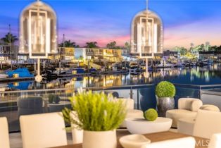 Single Family Residence, 17007 Edgewater ln, Huntington Beach, CA 92649 - 31