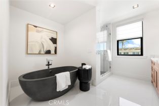 Single Family Residence, 17007 Edgewater ln, Huntington Beach, CA 92649 - 45