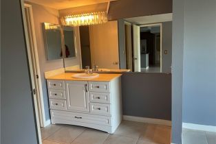 Condominium, 22100 Burbank blvd, Woodland Hills, CA 91367 - 18