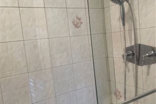 Condominium, 22100 Burbank blvd, Woodland Hills, CA 91367 - 22