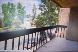 Condominium, 22100 Burbank blvd, Woodland Hills, CA 91367 - 9