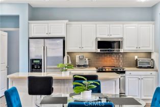 Condominium, 60 Peony, Irvine, CA 92618 - 12