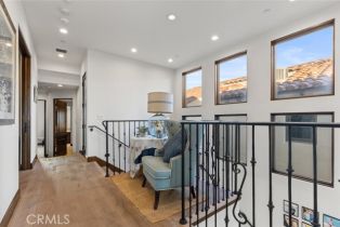 Single Family Residence, 310 Oceanfront, Newport Beach, CA 92661 - 17