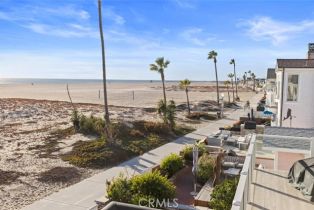 Single Family Residence, 310 Oceanfront, Newport Beach, CA 92661 - 21