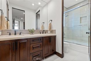 Single Family Residence, 310 Oceanfront, Newport Beach, CA 92661 - 30