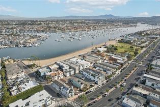 Condominium, 1817 Bay ave, Newport Beach, CA 92663 - 9