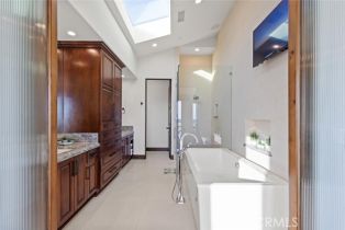 Single Family Residence, 310 Oceanfront, Newport Beach, CA 92661 - 21