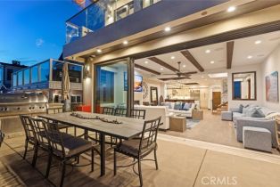 Single Family Residence, 310 Oceanfront, Newport Beach, CA 92661 - 35