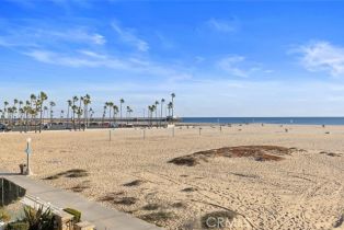 Single Family Residence, 310 Oceanfront, Newport Beach, CA 92661 - 5