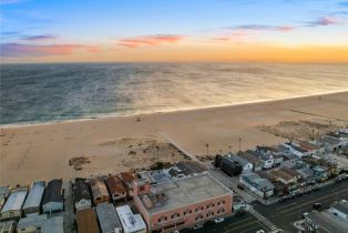 Single Family Residence, 310 Oceanfront, Newport Beach, CA 92661 - 53