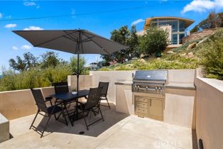 Single Family Residence, 565 Fern street, Laguna Beach, CA 92651 - 2