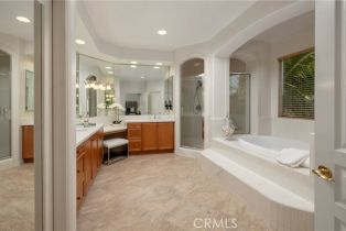 Single Family Residence, 40 Clear Creek, Irvine, CA 92620 - 25