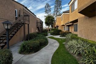 Townhouse, 16882 Eastlake ln, Huntington Beach, CA 92647 - 2