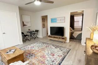 , 5267 Ocean blvd, Long Beach, CA 90803 - 6