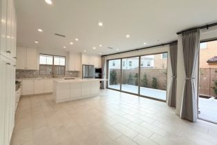 Single Family Residence, 51 rotunda, Irvine, CA 92620 - 10